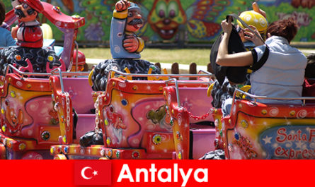 तुर्की में एंटाल्या में एक अच्छा परिवार छुट्टी