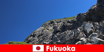 विदेशी खेल पर्यटकों के लिए फुकुओका जापान के लिए पहाड़ों के लिए साहसिक यात्रा