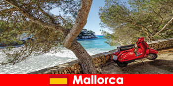 मल्लोरका स्पेन के लिए आगंतुकों के लिए लघु यात्रा साइकिल चालन और लंबी पैदल यात्रा के लिए सबसे अच्छा समय
