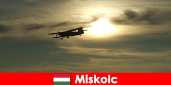 फ्लाइंग सबक और Miskolc हंगरी अनुभव में प्रकृति का एक बहुत कुछ