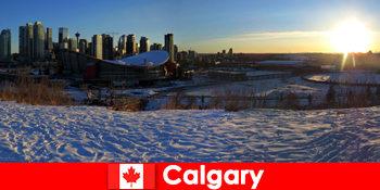 कनाडा प्रेमियों के लिए कैलगरी में शीतकालीन खेल और मनोरंजन
